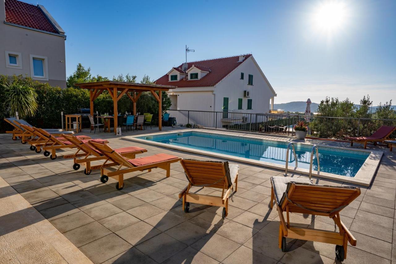 Villa Dada I Dida Milna  Exterior foto