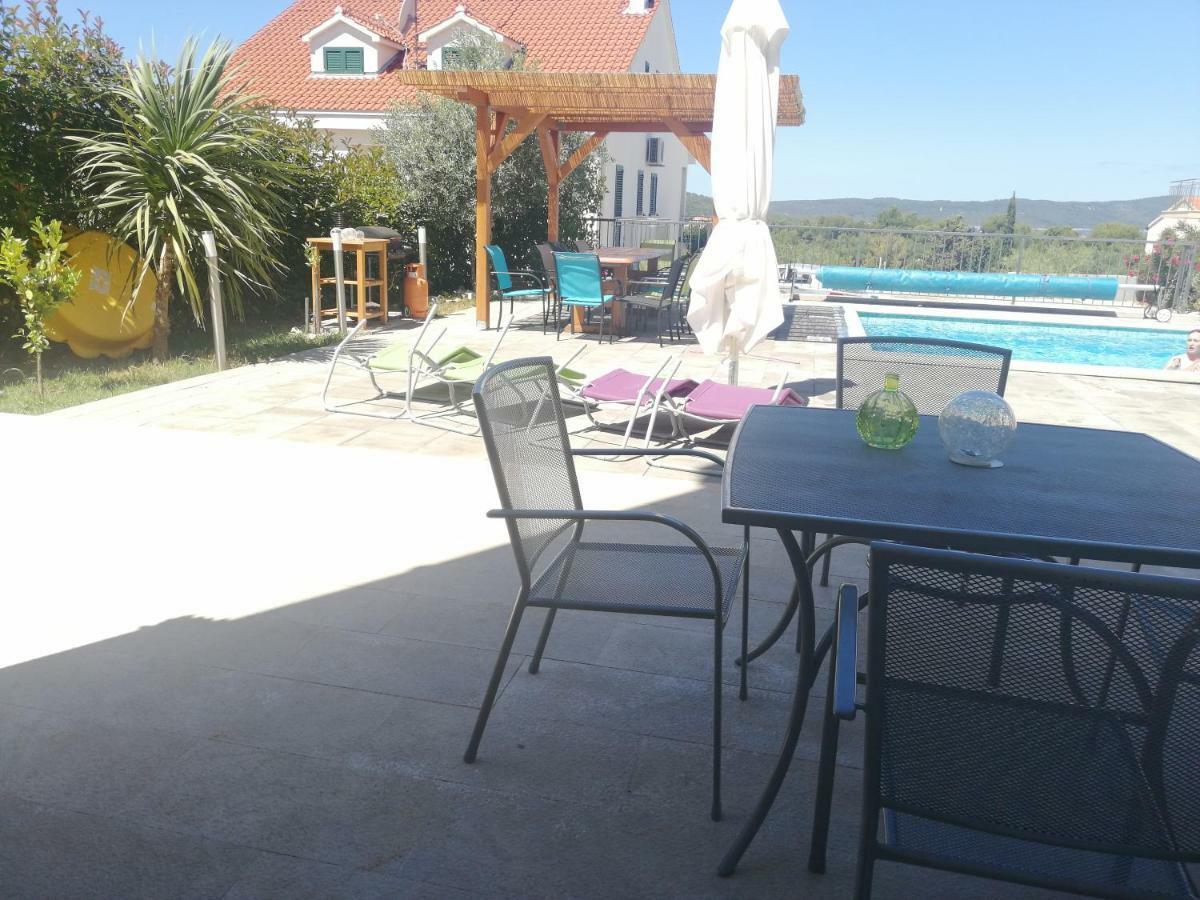Villa Dada I Dida Milna  Exterior foto